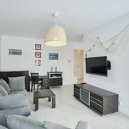 Apartament W Paski - Z Tarasem - Playa Baltis Apartment Miedzyzdroje